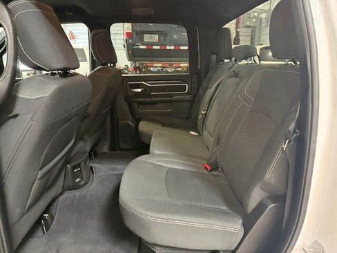 Used 2025 RAM 2500 Big Horn AWD/4WD image 35