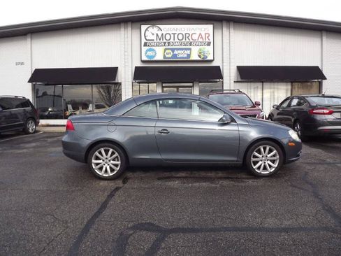 Used 2007 Volkswagen Eos 2.0T FWD image 6