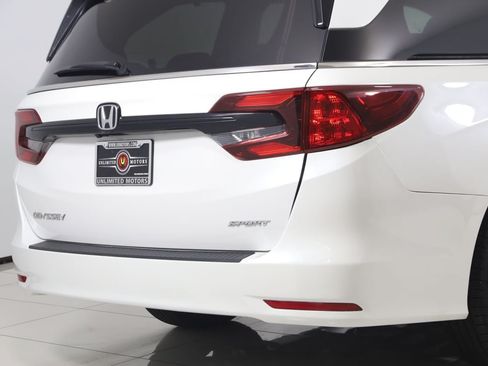 Used 2024 Honda Odyssey Sport image 40