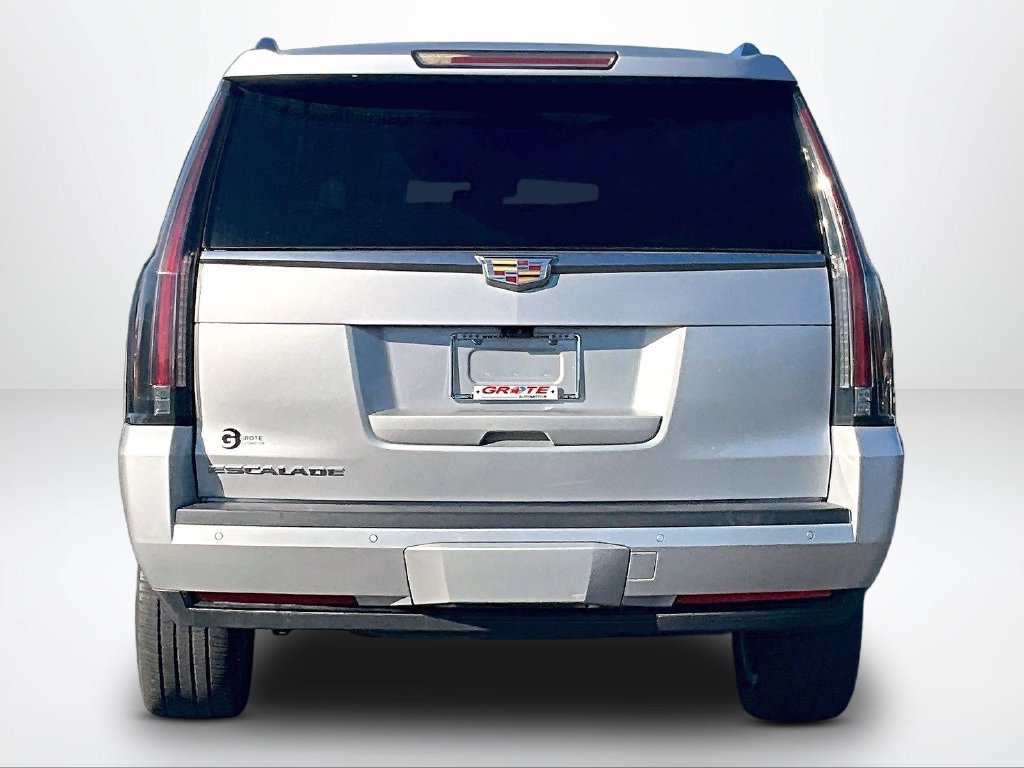 Used 2018 Cadillac Escalade ESV Platinum AWD/4WD image 4