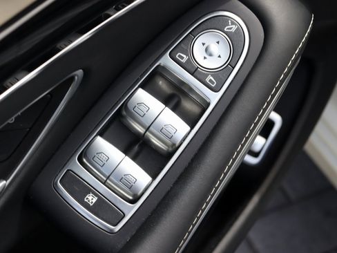 Used 2016 Mercedes-Benz Maybach S 600 Maybach S 600 image 12