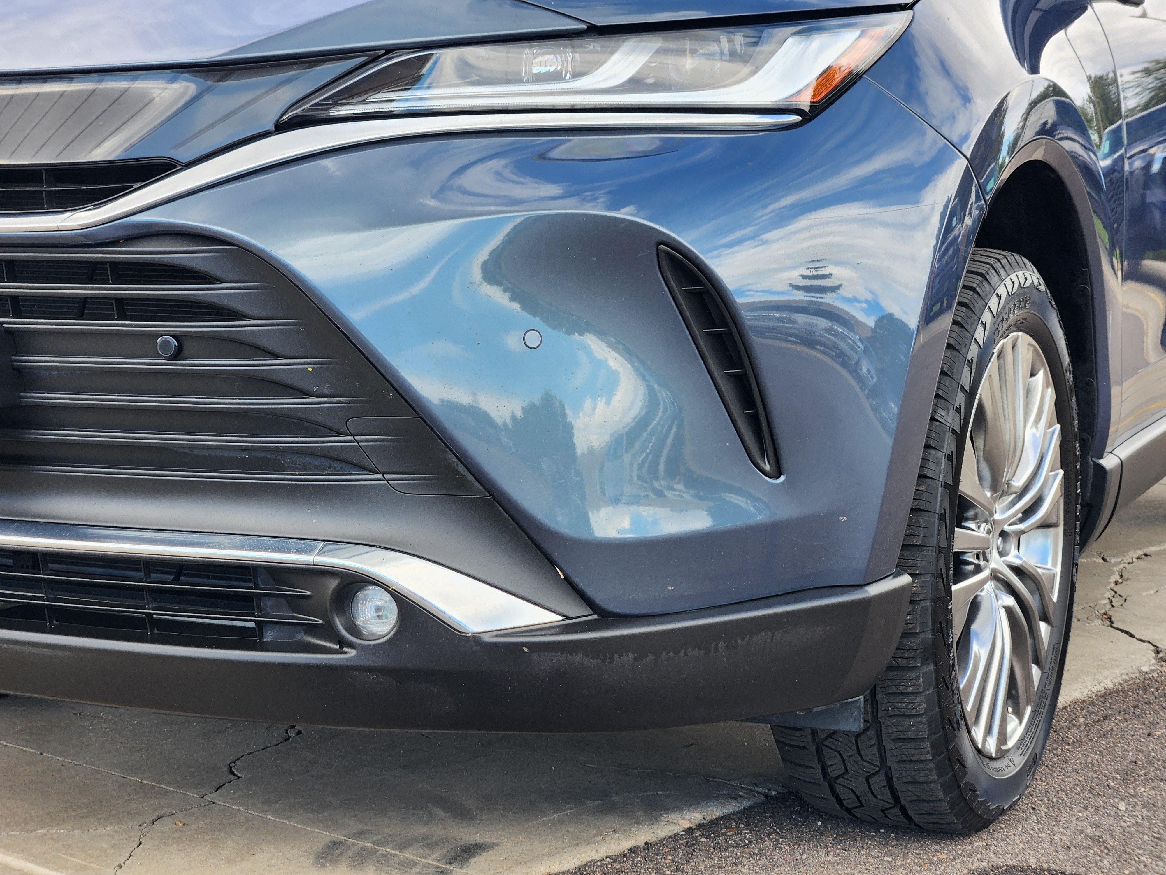Certified 2023 Toyota Venza Limited AWD/4WD image 5