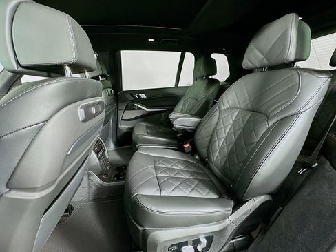New 2026 BMW X7 xDrive40i w/ M Sport Package image 17