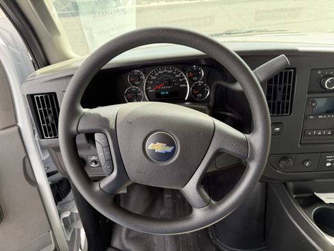 New 2026 Chevrolet Express 4500 w/ Power Convenience Package RWD image 15