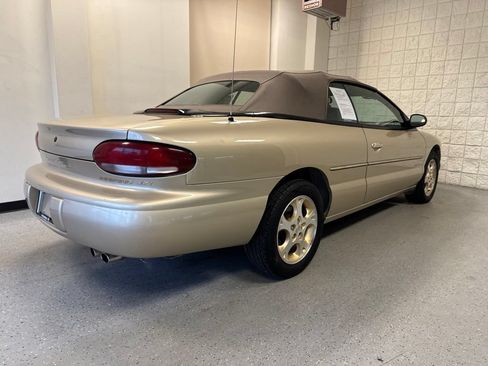 Used 1998 Chrysler Sebring JXI FWD image 22