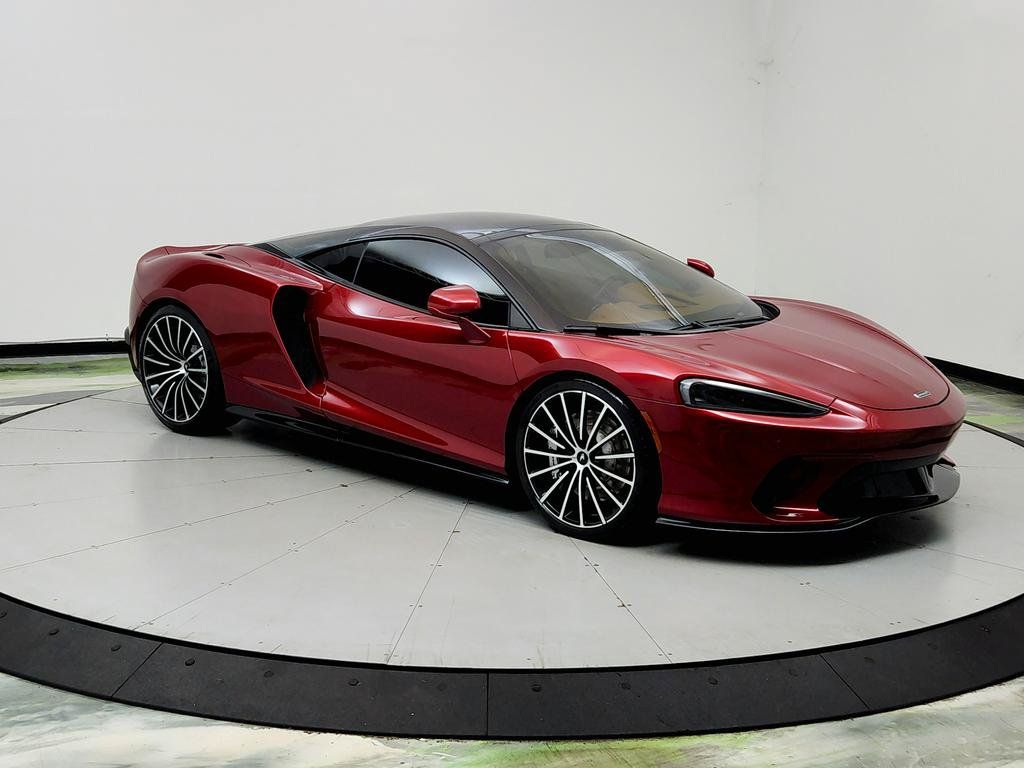 Used 2020 McLaren GT RWD image 3