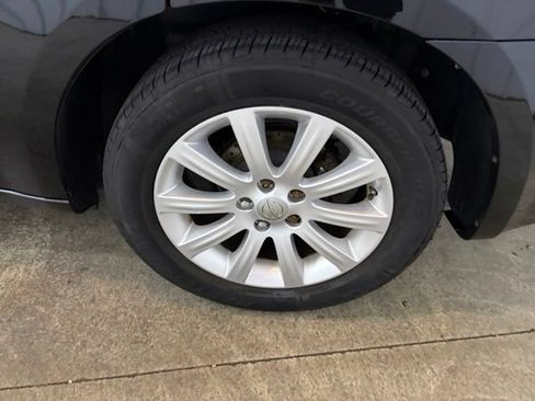 Used 2013 Chrysler 200 Limited FWD image 9