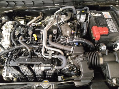 Used 2025 Nissan Altima 2.5 S FWD image 30