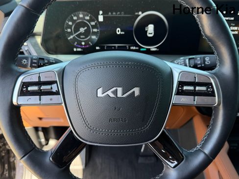 Certified 2025 Kia Telluride SX Prestige X-Line AWD/4WD image 32