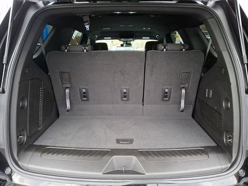 Used 2023 Chevrolet Tahoe LS image 28