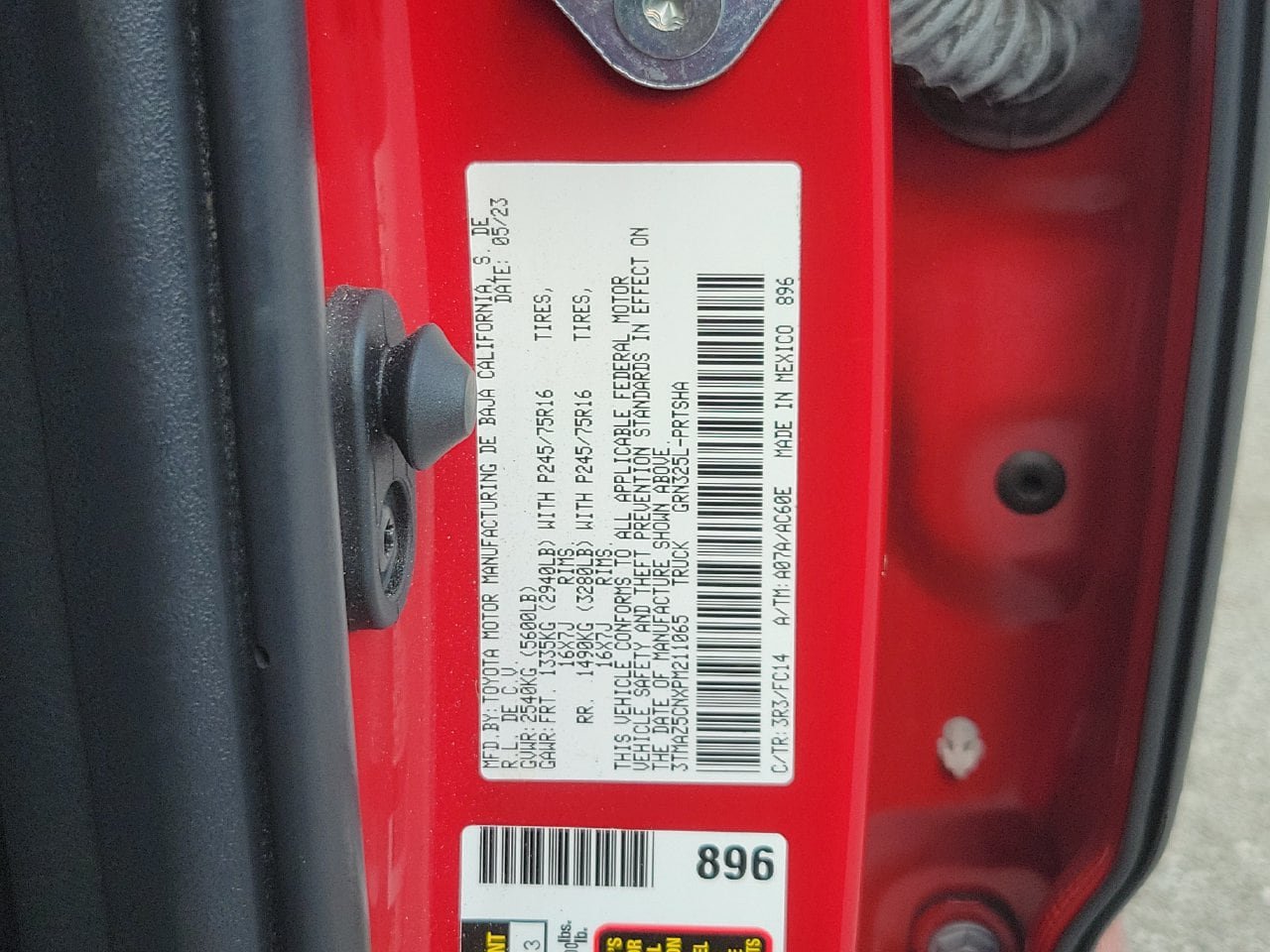 Used 2023 Toyota Tacoma SR5 RWD image 32