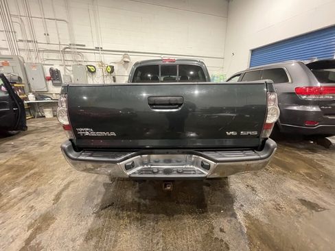 Used 2010 Toyota Tacoma Base image 5