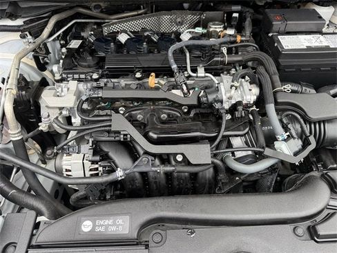 Used 2025 Toyota Corolla SE image 33