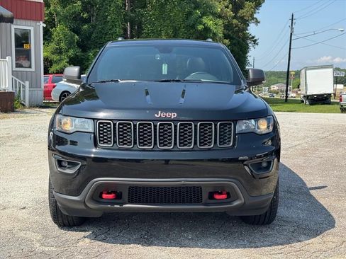 Used 2020 Jeep Grand Cherokee Trailhawk AWD/4WD image 8