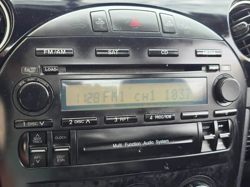 Used 2008 MAZDA MX-5 Miata Touring image 17