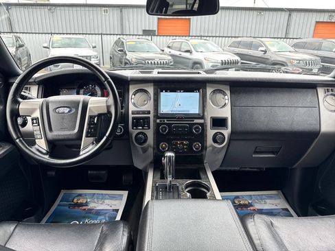 Used 2017 Ford Expedition EL Limited AWD/4WD image 12