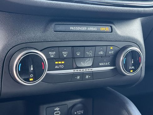 Certified 2025 Ford Escape ST-Line AWD/4WD image 20