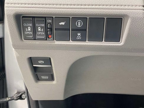 Used 2024 Honda Odyssey EX-L image 20