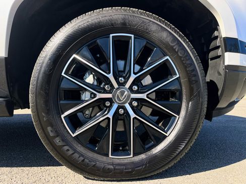 Used 2025 Lexus GX 550 Premium+ w/ Accessory Package (2T) image 66