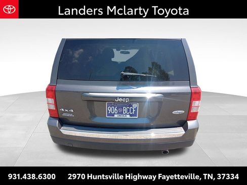 Used 2017 Jeep Patriot High Altitude AWD/4WD image 6