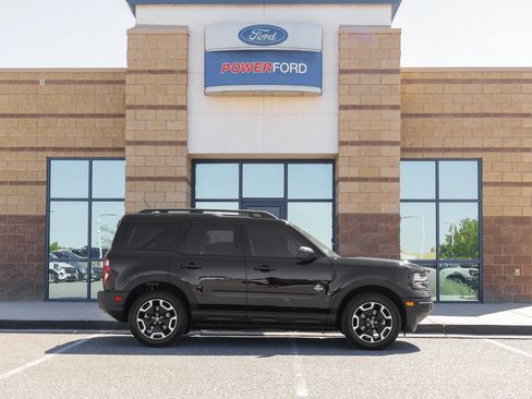 Certified 2024 Ford Bronco Sport Outer Banks w/ Tech Package AWD/4WD image 5