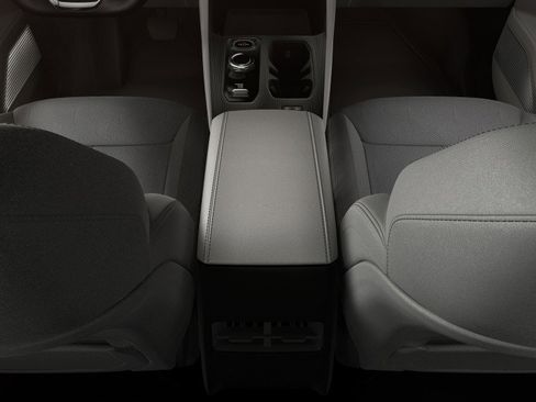 New 2026 Jeep Cherokee Laredo image 4