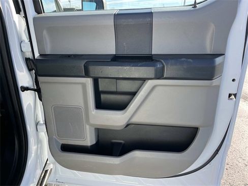 Used 2022 Ford F350 XL w/ Power Equipment Group image 23