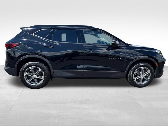Used 2024 Chevrolet Blazer LT w/ LPO, Floor Liner Package AWD/4WD image 7