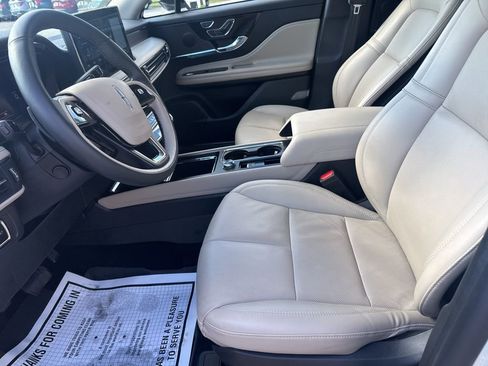 Used 2025 Lincoln Corsair Reserve w/ Jet Appearance Package image 7