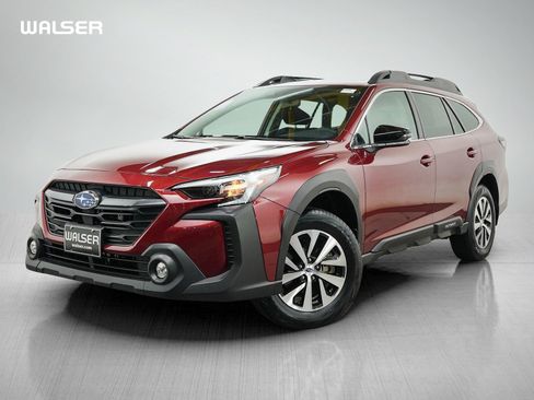 Used 2025 Subaru Outback Premium AWD/4WD image 1