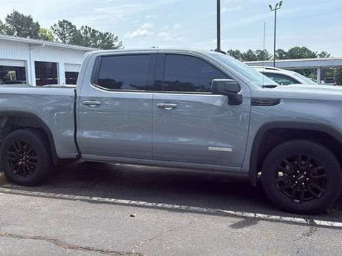 Used 2024 GMC Sierra 1500 Elevation AWD/4WD image 5