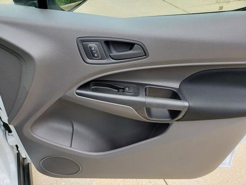 Used 2020 Ford Transit Connect XL FWD image 18