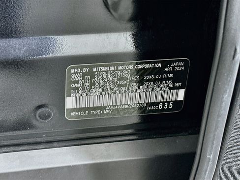 Used 2024 Mitsubishi Outlander SE AWD/4WD image 12