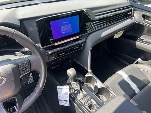 New 2026 Toyota Camry SE FWD image 29