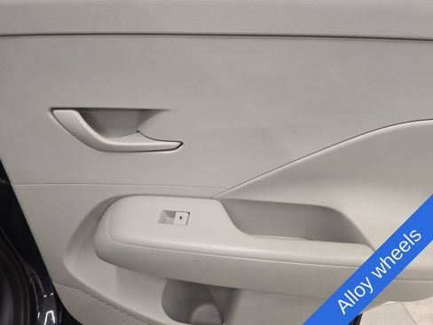 Used 2025 Hyundai Kona SEL AWD/4WD image 14