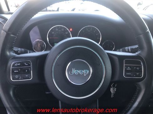 Used 2017 Jeep Wrangler Unlimited Sport w/ Quick Order Package 24S AWD/4WD image 13