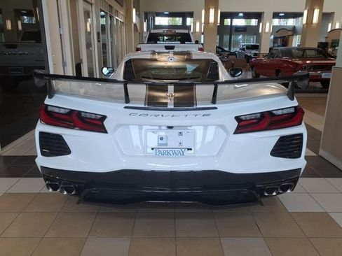 Used 2026 Chevrolet Corvette Stingray Preferred Cpe w/ Chrome Exterior Badge Package RWD image 5