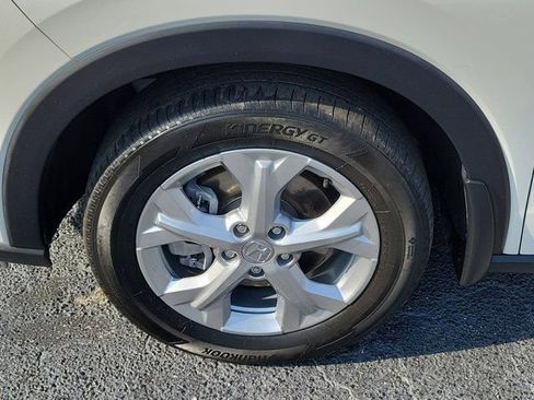 Used 2023 Honda HR-V LX image 11