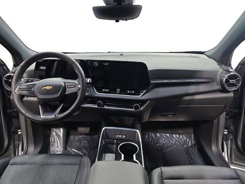 Used 2025 Chevrolet Equinox LT w/ Convenience Package II AWD/4WD image 11