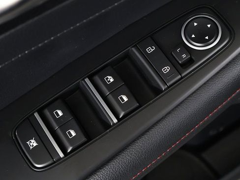 Used 2024 Kia Forte GT image 37