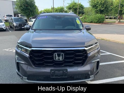Used 2025 Honda Pilot Elite image 8