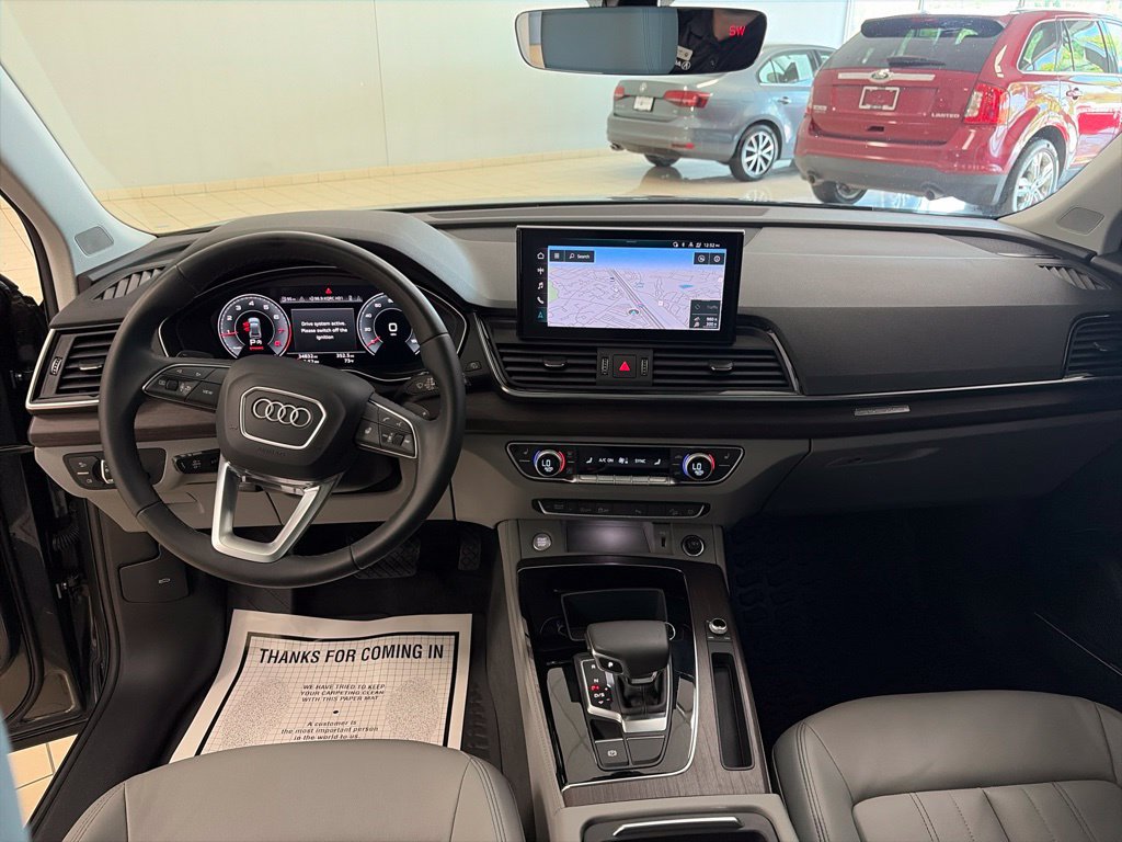 Used 2022 Audi Q5 2.0T Premium Plus AWD/4WD image 16