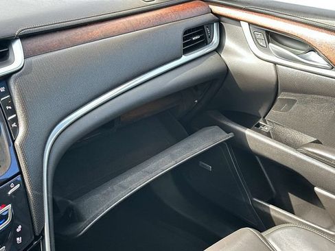 Used 2019 Cadillac XTS Luxury FWD image 32