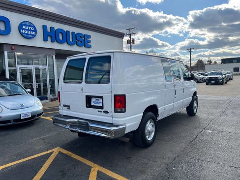 Used 2013 Ford E-250 and Econoline 250 w/ Commercial Cargo Van Pkg RWD image 10