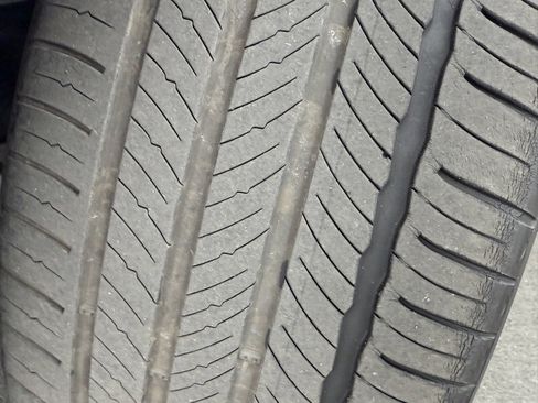 Used 2022 Genesis GV70 3.5T Sport w/ Sport Prestige Package image 37