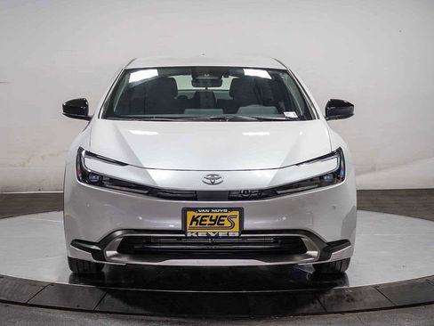 New 2026 Toyota Prius Plug-In Hybrid image 2