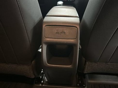 Used 2025 Chevrolet Trax LT w/ Driver Confidence Package FWD image 27