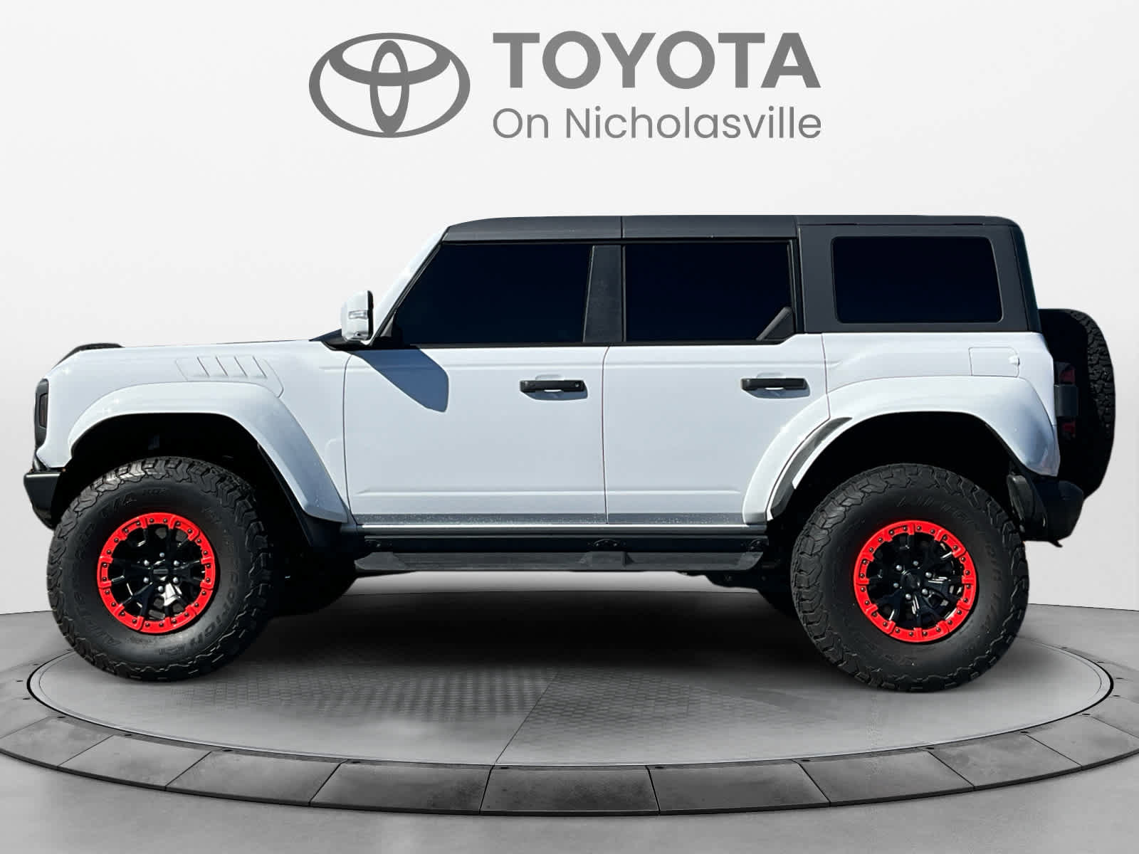 Used 2024 Ford Bronco Raptor AWD/4WD image 2