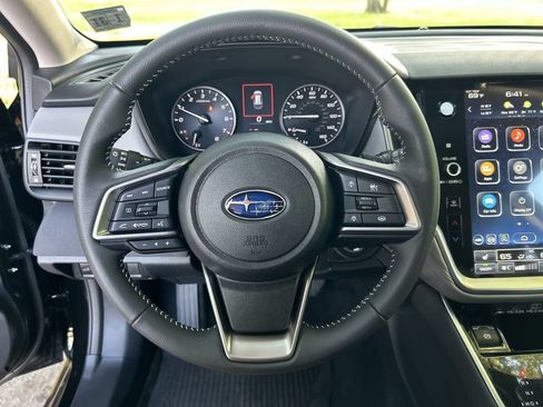 Certified 2025 Subaru Outback Premium w/ Popular Package #1 AWD/4WD image 18