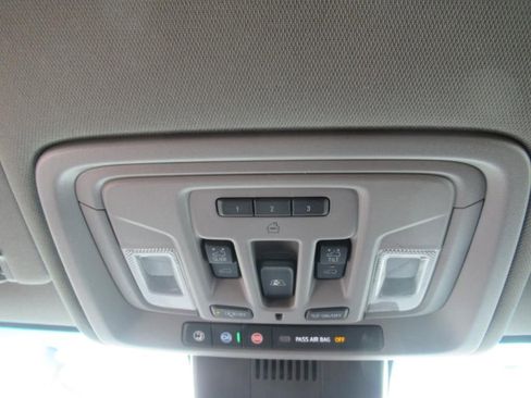 Used 2024 Chevrolet Silverado 2500 LTZ w/ LTZ Convenience Package image 28